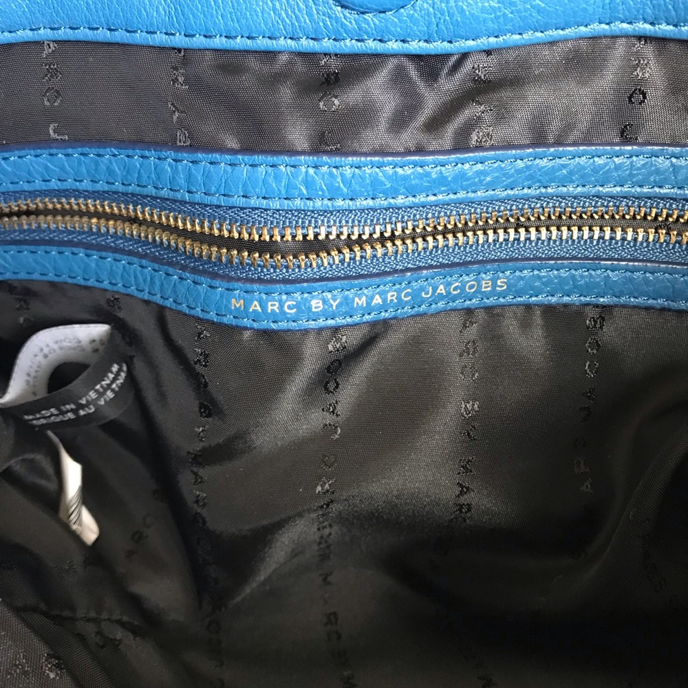 Marc By Marc Jacobs Too Hot To Handle Blue Crossbody Bag - Picture 10 of 16